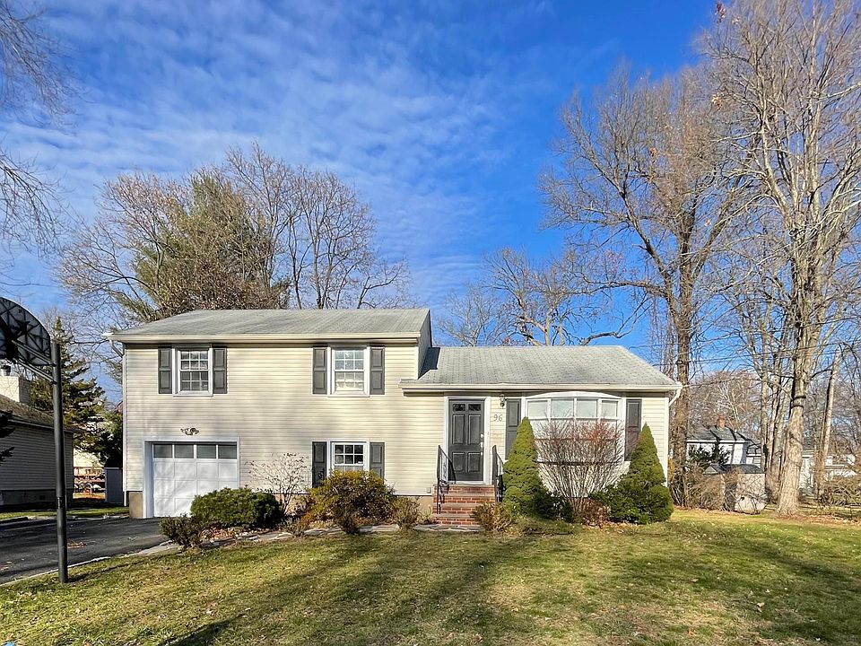1st image of 96 Amelia Ave
