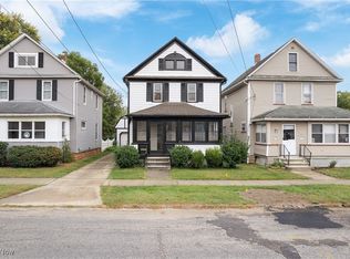 303 5th St NW, Barberton, OH