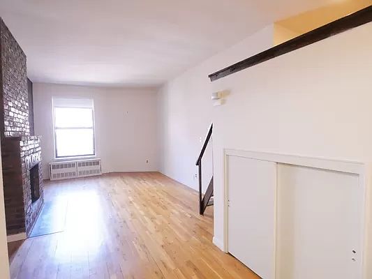5th image of 425 E 77th St APT 3C