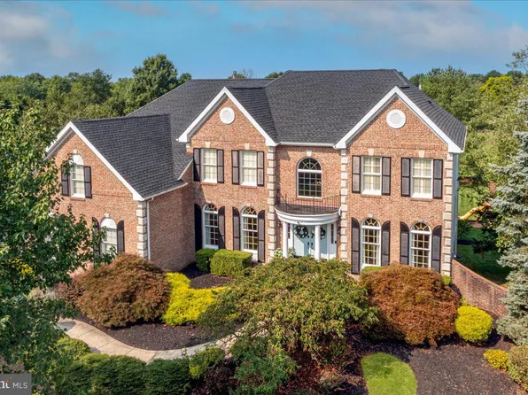 7 Caroline Dr, Princeton, NJ 08540