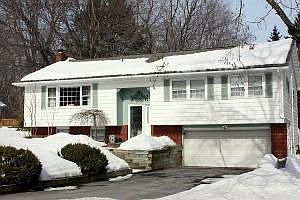 1st image of 325 Elmendorf Dr