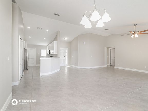 5th image of 419 Britten Dr