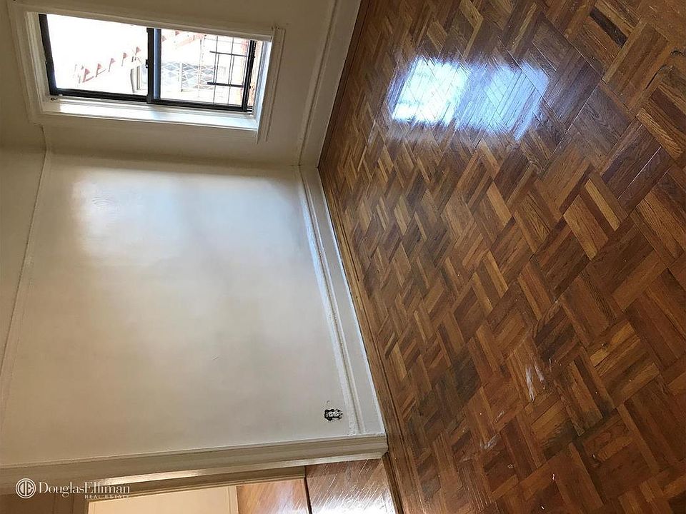 2nd image of 3130 Kingsbridge Ave APT 4A