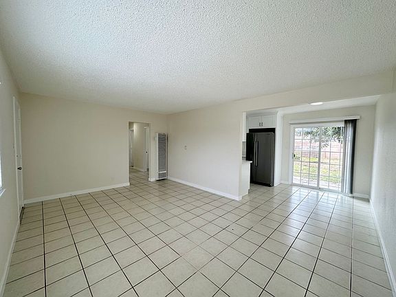 5th image of 1435 5th Pl