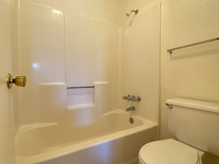 9221 Regal Dr — Photo 2