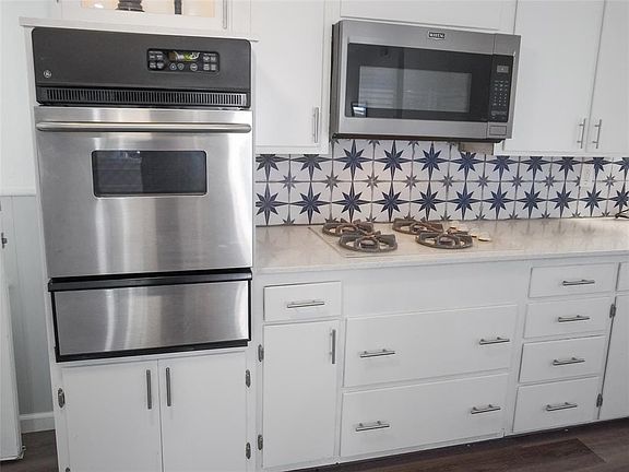 5th image of 3521 Sheryl Dr