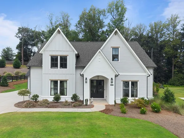 8105 Beryl Overlook, Gainesville, GA 30506