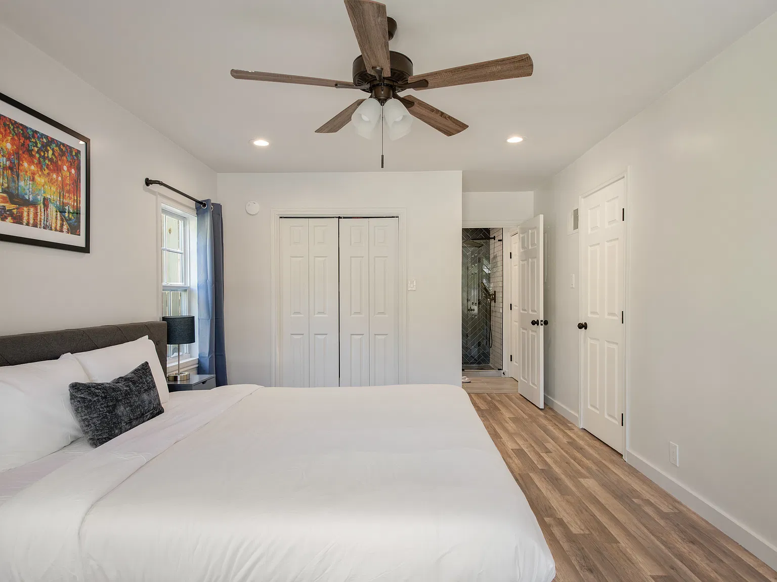 4 bed, 1430 sqft, $3,200 — Photo 3