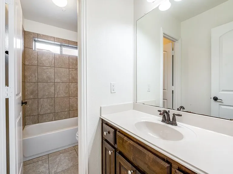 1191 Polo Heights Dr — Photo 27