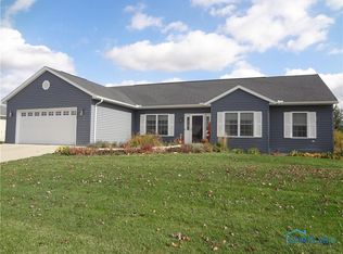 1212 Lillian Ln, Wauseon, OH