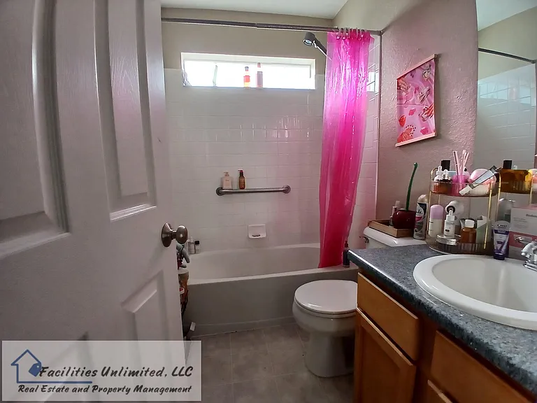 1815 Falcon Ridge Dr — Photo 12