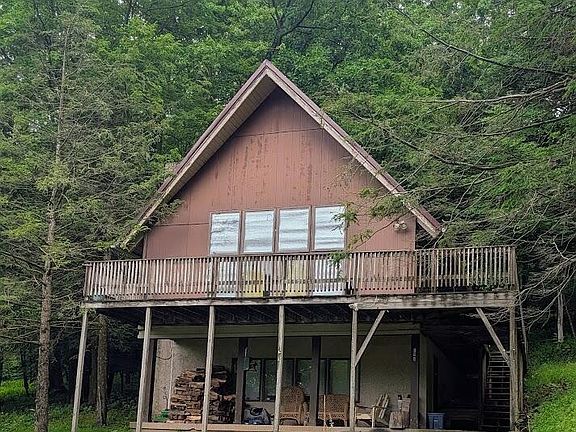 2nd image of 198 Blue Knob Rd