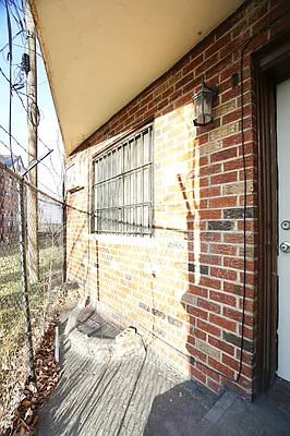 Rented by BRICK & GALO REALTY CORP | media 4