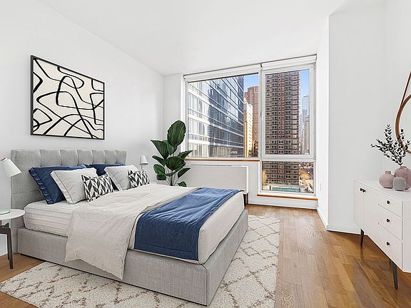 2nd image of 635 W 42nd St APT 7G