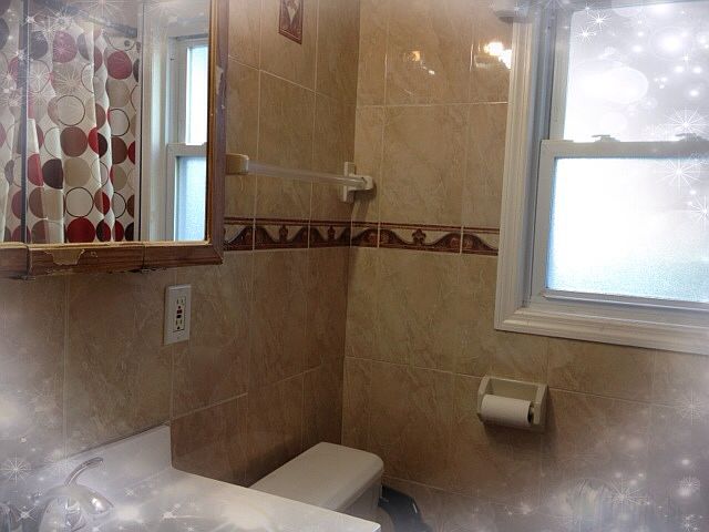 1st image of 881 Cornwell Ave