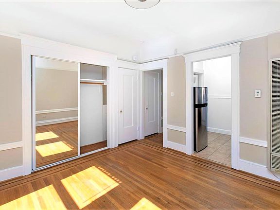 3rd image of 839 Jones St APT 8