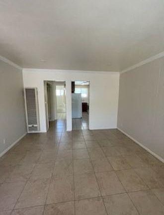 2nd image of 3852 Lamont St