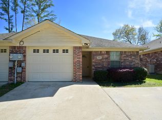 8385 Garrett Dr, Tyler, TX 75703