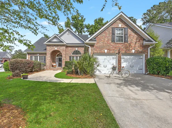 101 Horse Shoe Bay Ct, Summerville, SC 29483