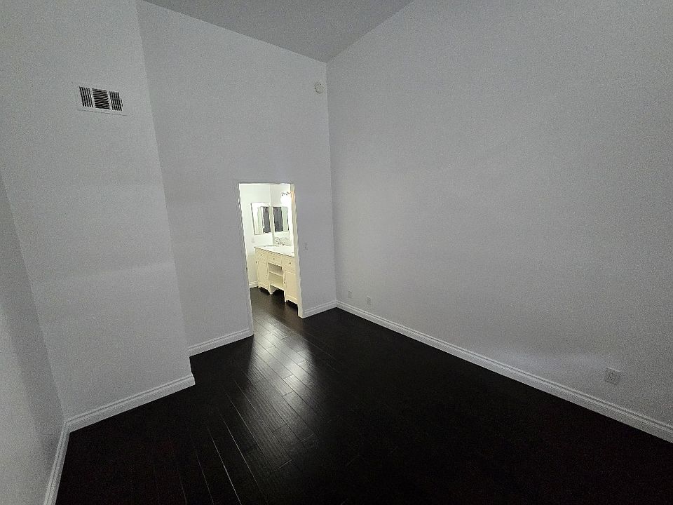 1st image of 24105 Del Monte Dr