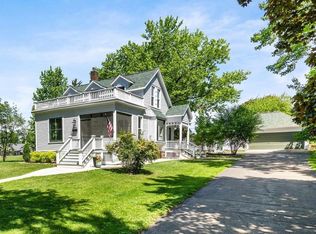 911 Watson St, Ripon, WI 54971
