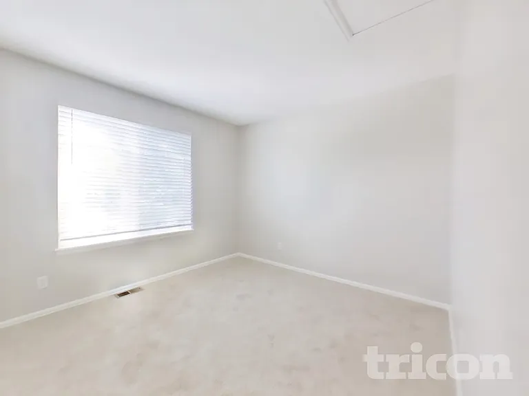 3750 S Quemoy Way — Photo 11