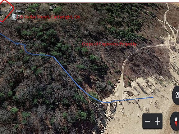 Trail from Cabin to Beach 