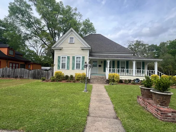 619 Broad St, Columbia, MS 39429