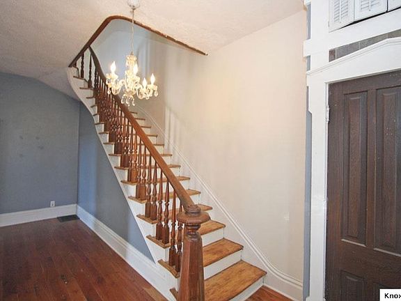 5th image of 11 Mansfield Ave