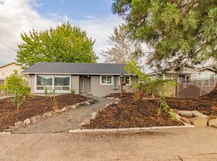 567 18th St, Springfield, OR 97477