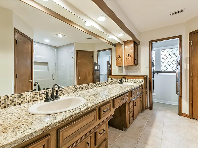 12910 Ivyforest Dr — Photo 25