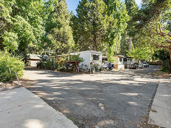 3rd image of 5160 Pony Express Trl Space 1