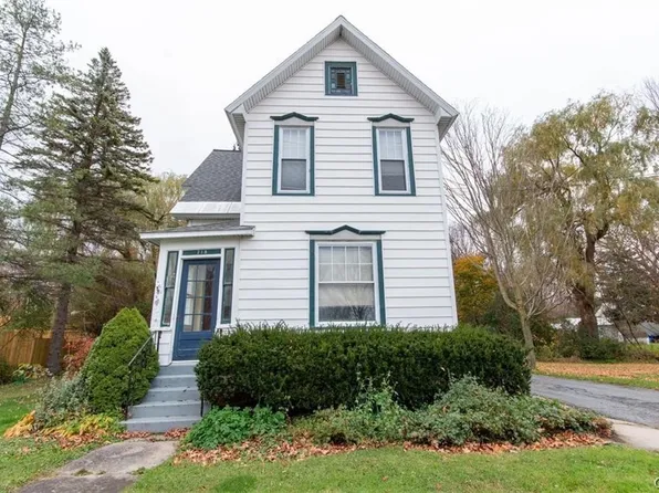 718 Parham St, Carthage, NY 13619