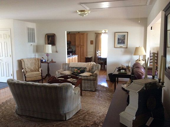 4th image of 133 Lake Francis Ln