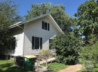 801 W Briggs Ave, Fairfield, IA 52556