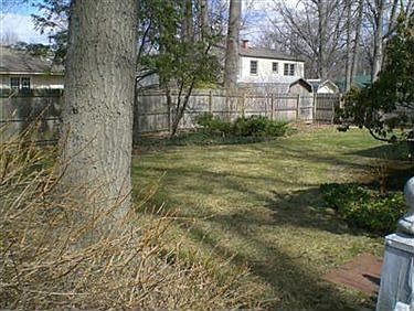 4th image of 1804 Celeste Cir