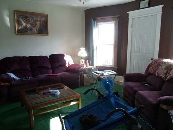5th image of 104 Duerstein St APT 1