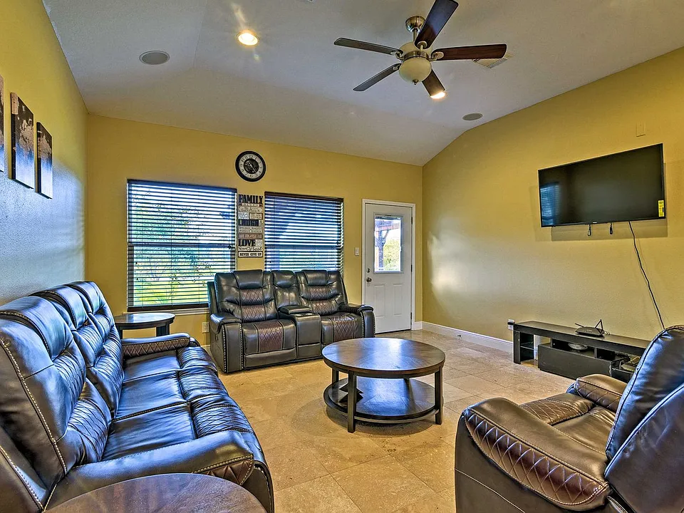 2735 Broadway St #ID1546437P