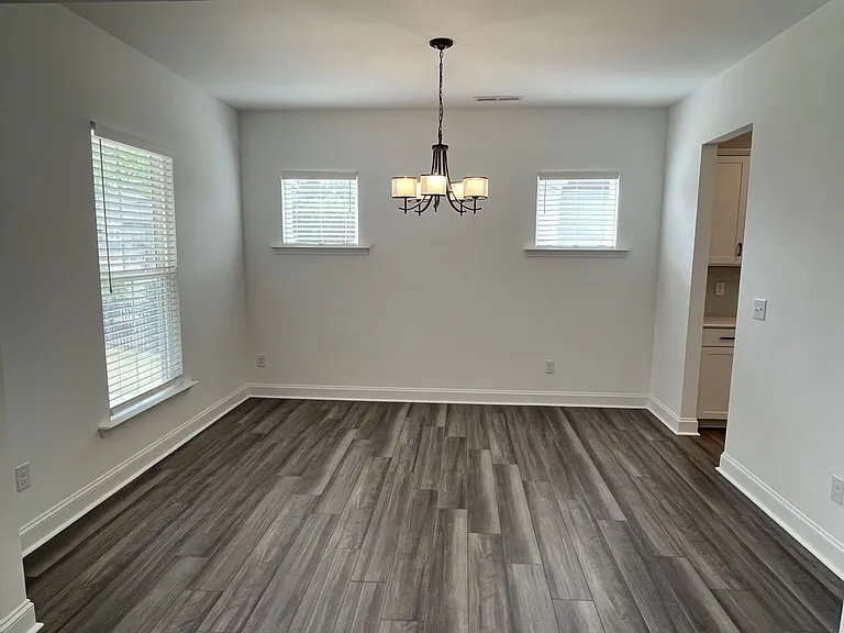 616 Southstone Dr — Photo 7