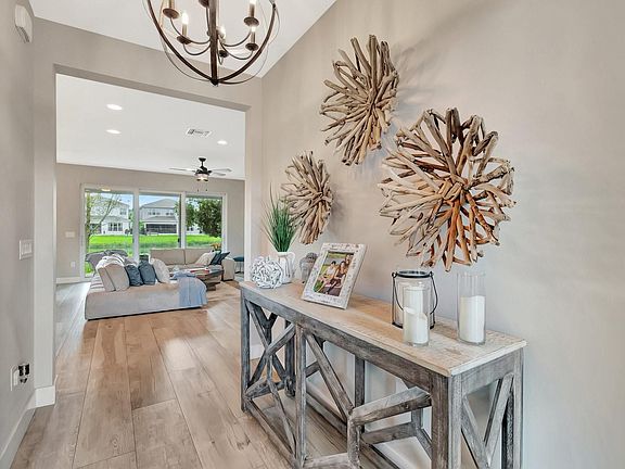 3rd image of 9594 Brook Isles Avenue