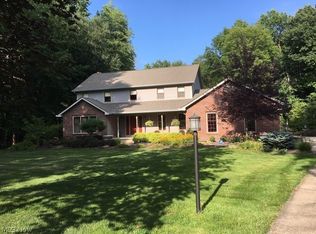 8261 Blue Heron Ln, Canfield, OH 44406
