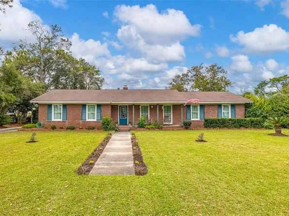 4030 Riverside Dr, Brunswick, GA 31520