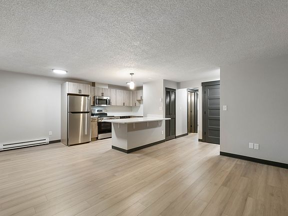 4th image of 2632 Cascade Pl W #2632D