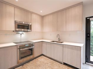 1747 NW 31st St, Miami, FL 33142