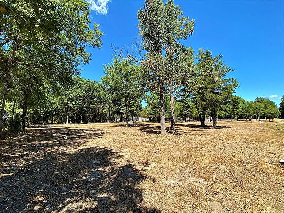 2nd image of 444 County Road 2604