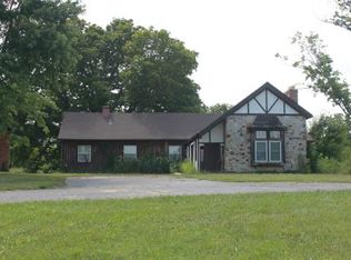 207 Autumn Ridge Rd, Glasgow, KY 42141