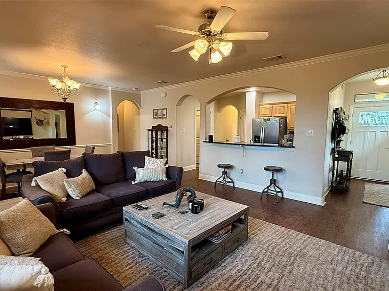 430 Old Fitzhugh Rd #8 — Photo 4