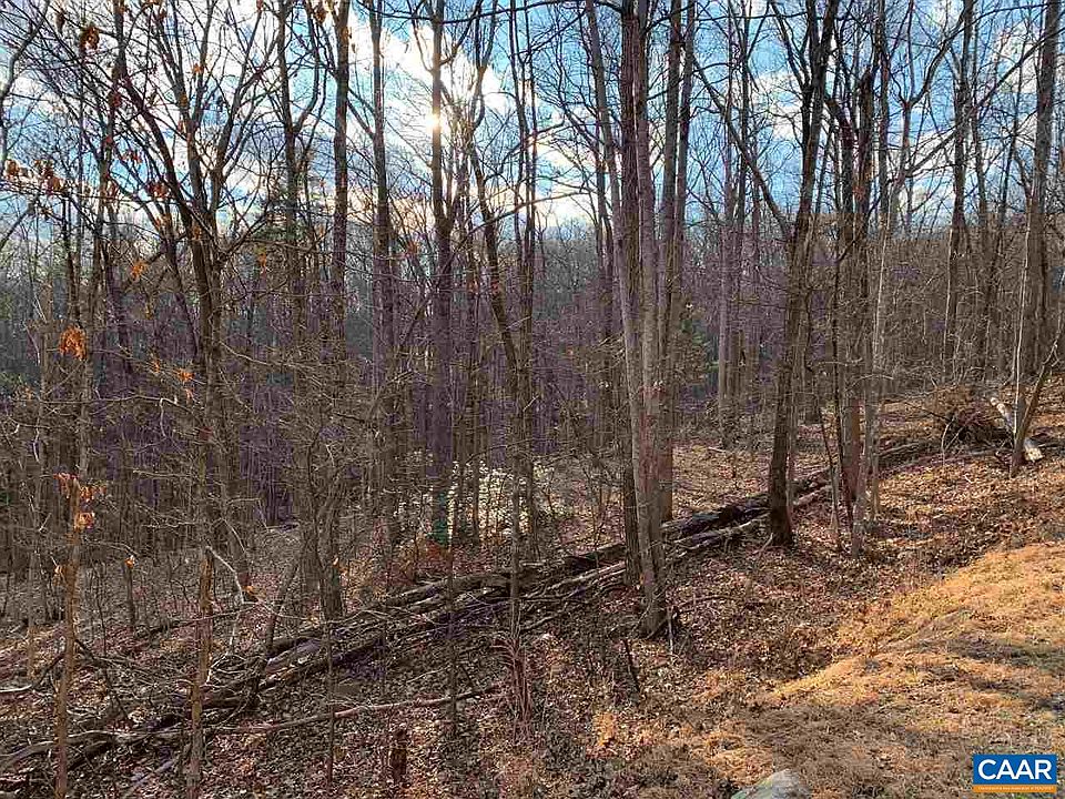 1st image of 355 Crawfords Climb