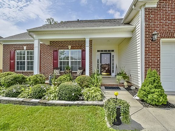 2nd image of 10522 Tintinhull Dr