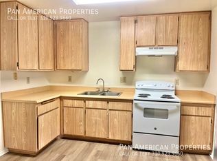 17432 Mitchell Ave #7, Tustin, CA 92780